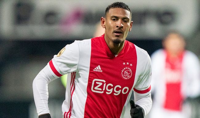 这为她赢得 这为她赢得