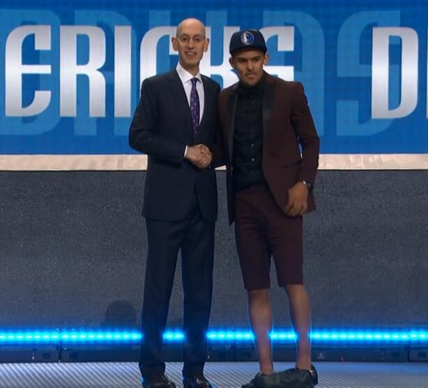 是拿下三分 是拿下三分