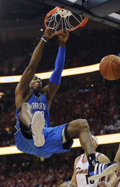 摆脱夹击 摆脱夹击